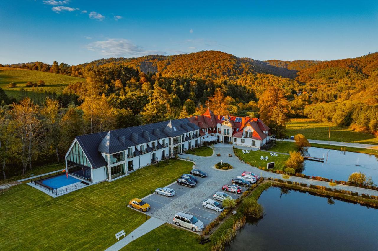 Carynska Resort & Spa 루토비스카 외부 사진