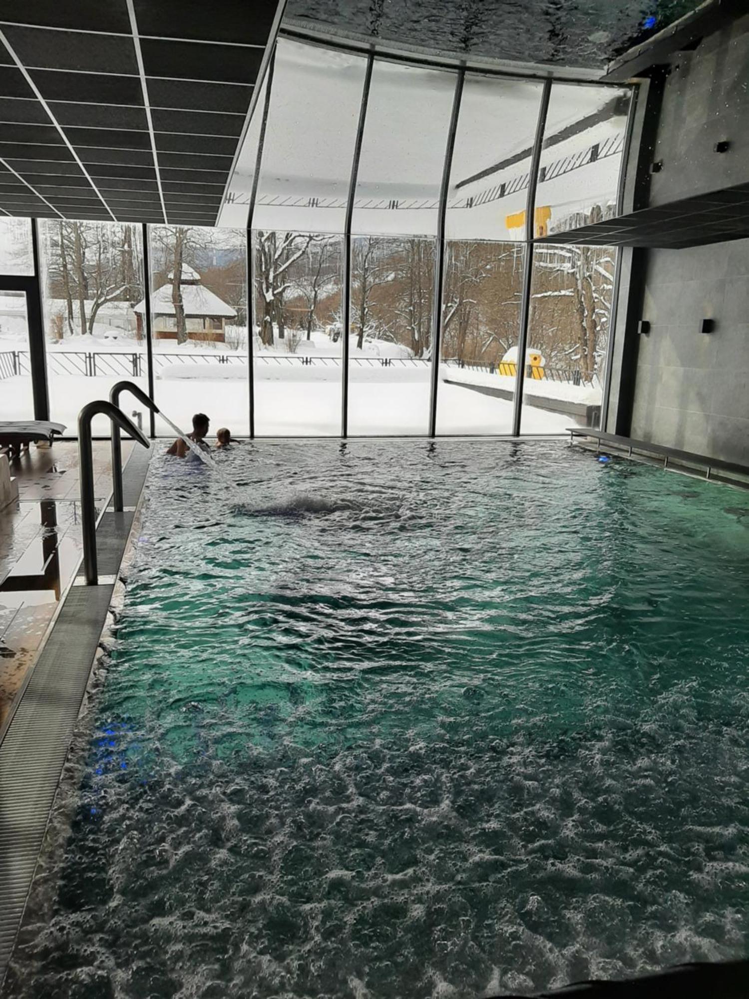 Carynska Resort & Spa 루토비스카 외부 사진